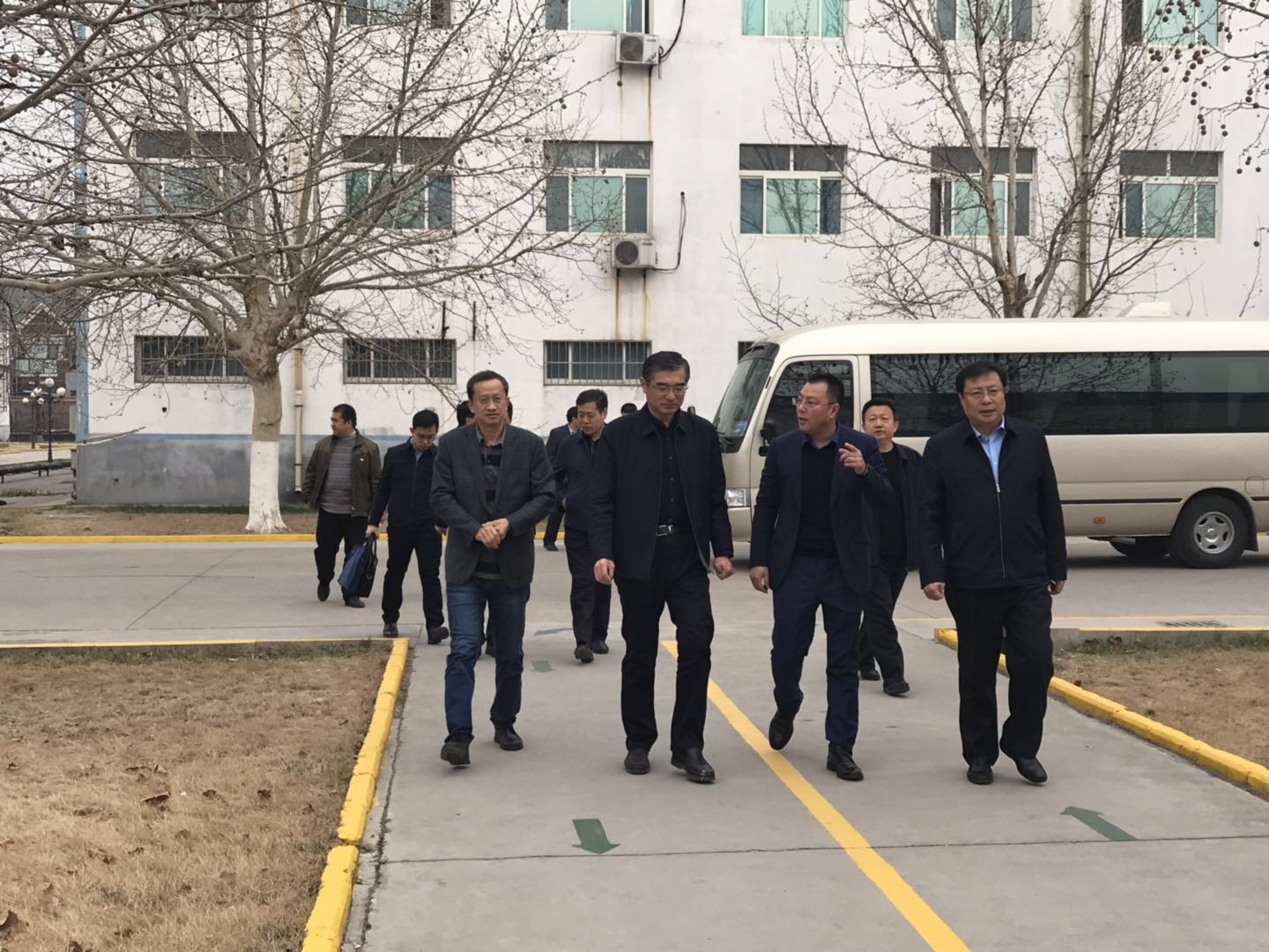 淄博市副市长盖卫星一行来侨牌集团调研